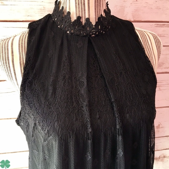 Iz Byer Tops - NWT IZ Byer Black Lace Top Size Junior Large